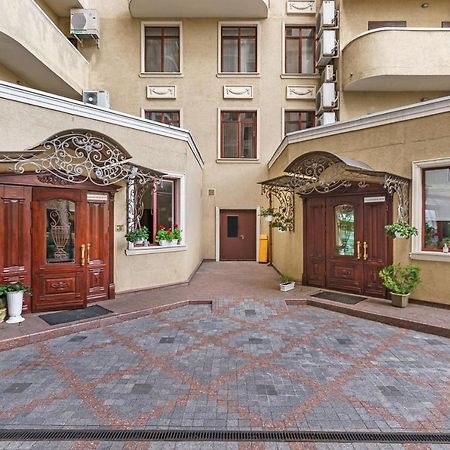 Greek Street Deluxe Apartment Odesa Exterior photo